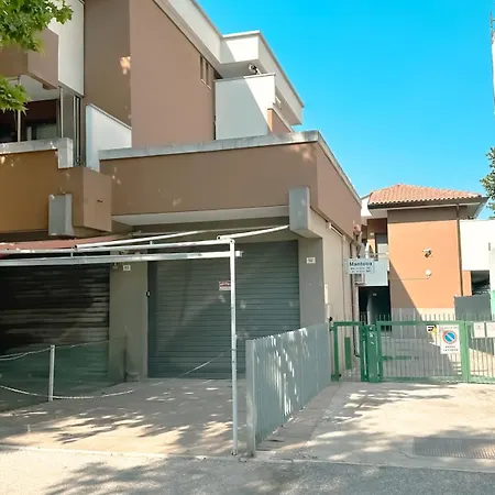 Mantova 135 - Affitti Brevi Italia *